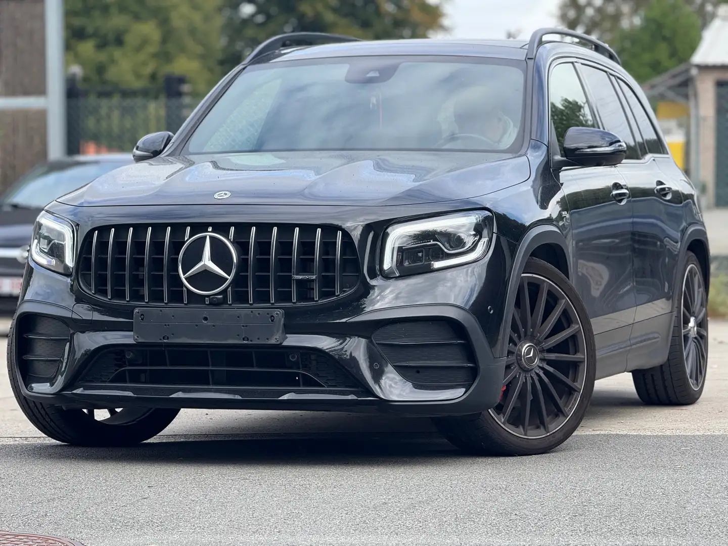 Mercedes-Benz GLB 35 AMG 4Matic AMG-Pano-360cam-Sfeer lichten-2022-60dkm Schwarz - 1
