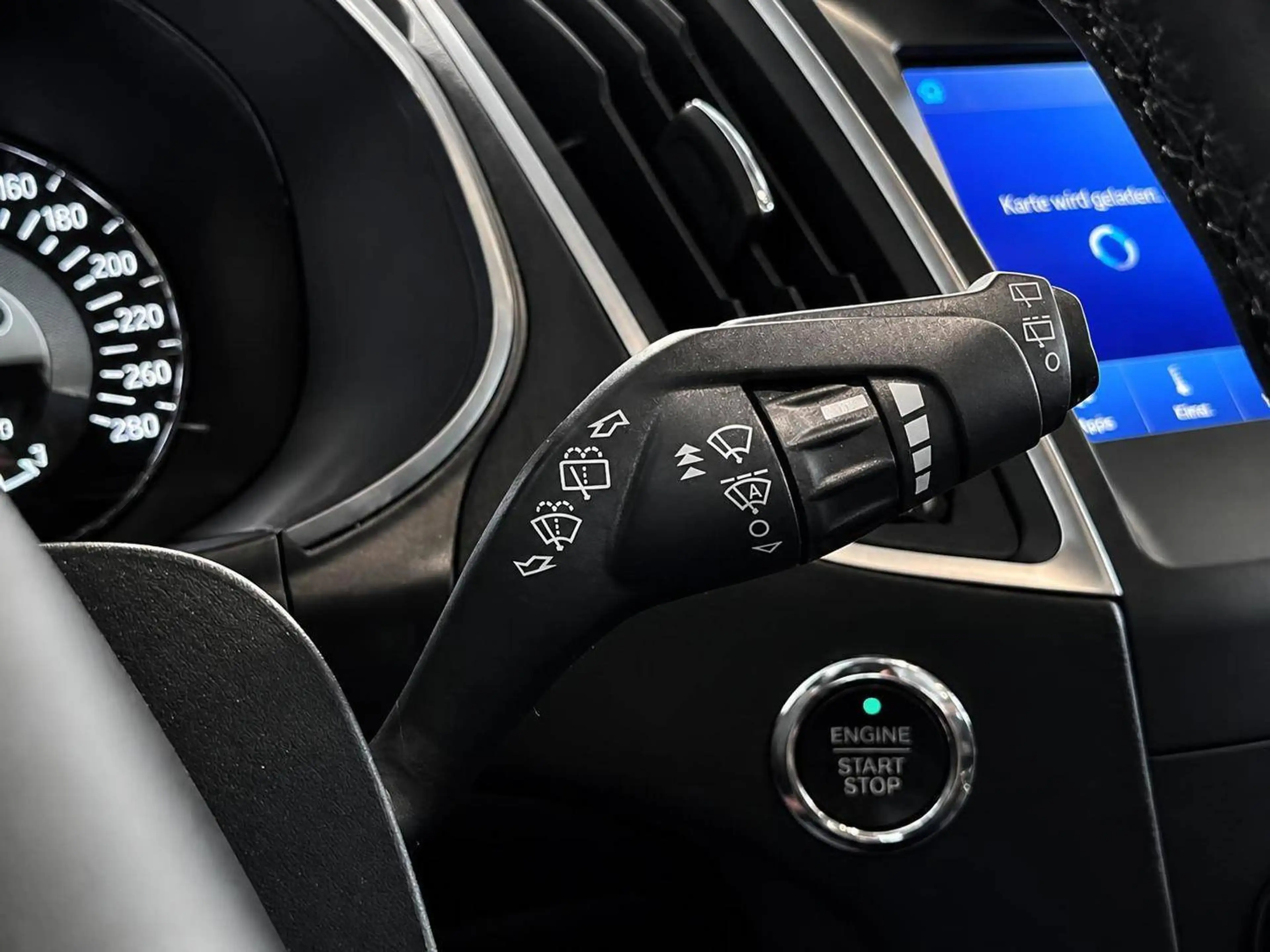 Ford Galaxy Hybrid Titanium — photo 13