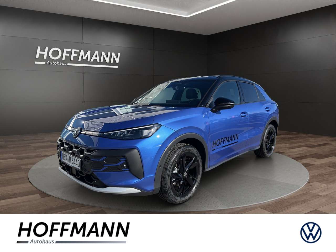 Volkswagen T-Roc — Volkswagen T-Roc 1.5 eTSI DSG Style AHK+Matrix+BlackStyle