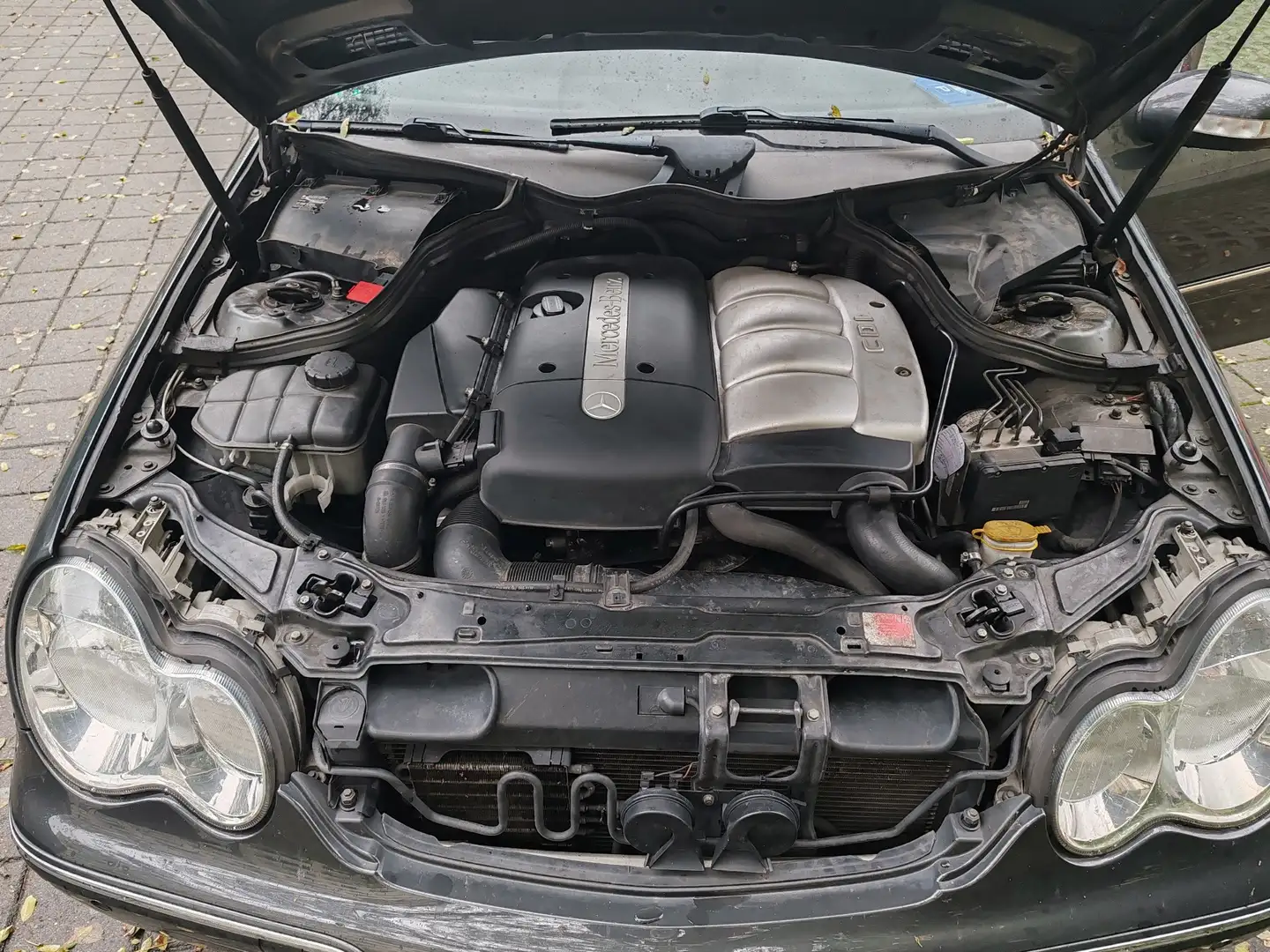 Mercedes-Benz 220 C klasse - 1