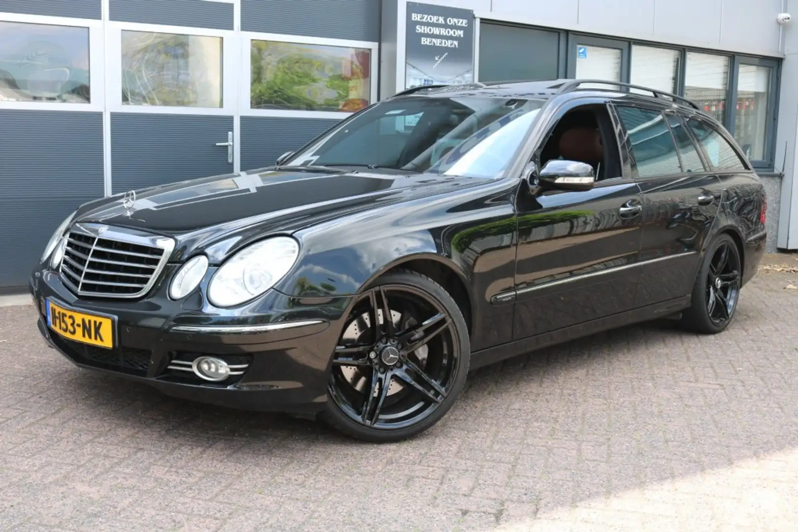 Mercedes-Benz 280 280 Classic SCHUIFKANTELDAK-AUTOM.-GOED ONDERHOUDE Zwart - 1