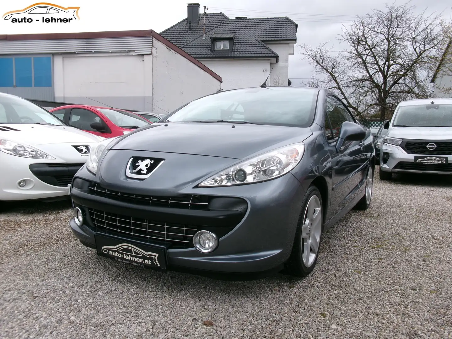Peugeot 207 207 CC 1,6 16V Platinum Grau - 1