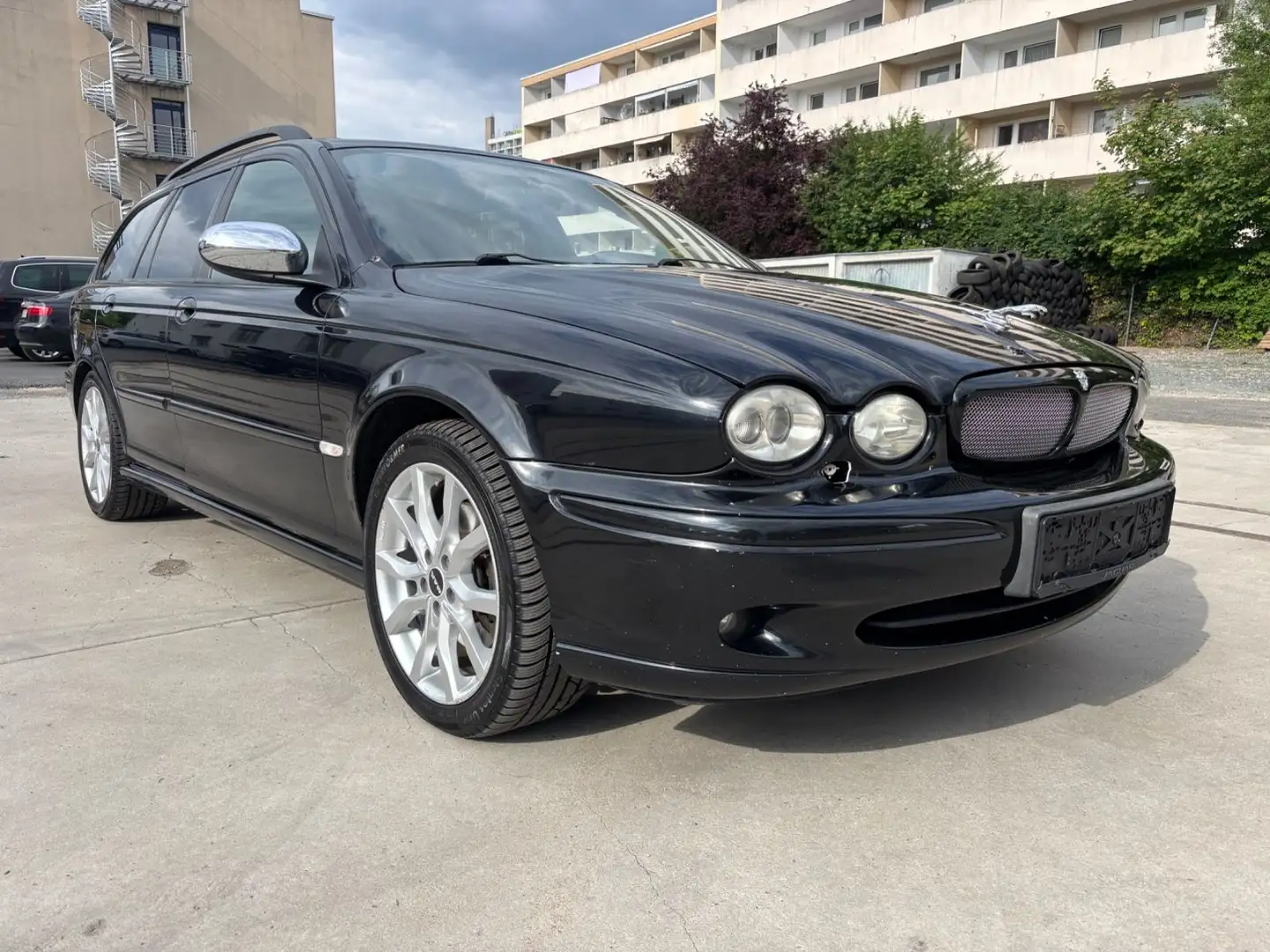 Jaguar X-Type AWD 2.5 V6 Sport *Allrad* Schwarz - 2