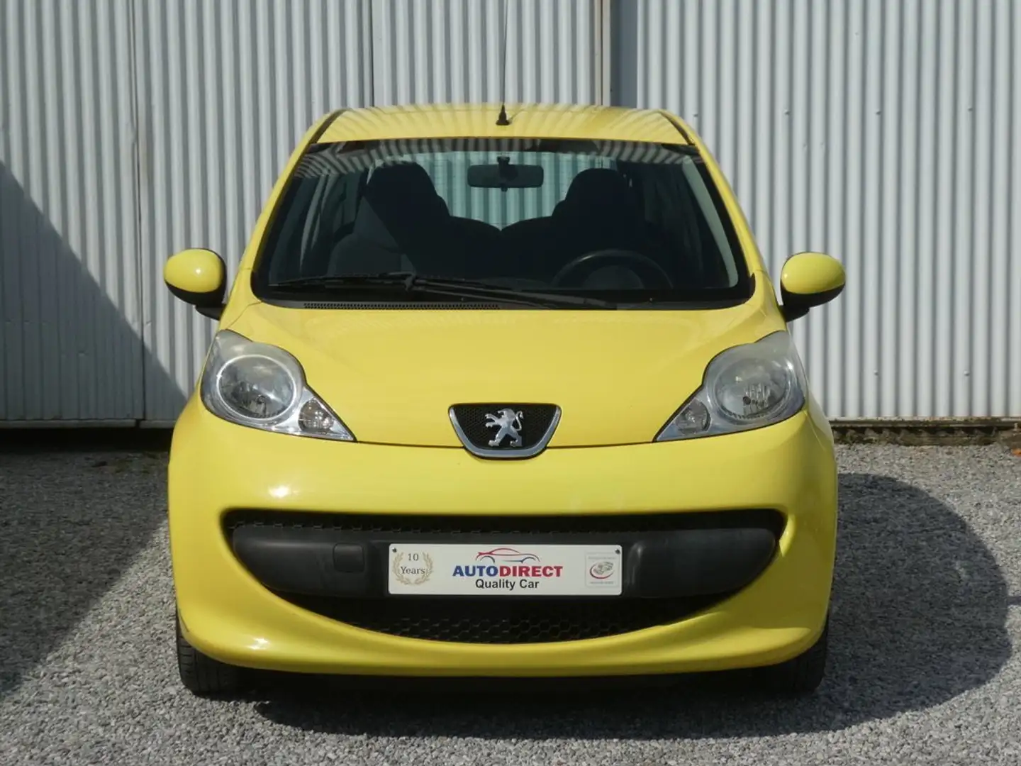 Peugeot 107 1.0i 12v Trendy Jaune - 2
