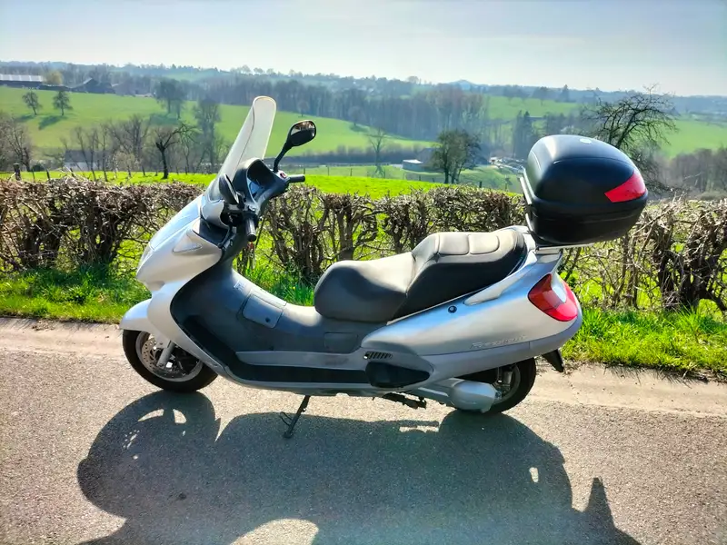 Honda FES 250 - foto 3