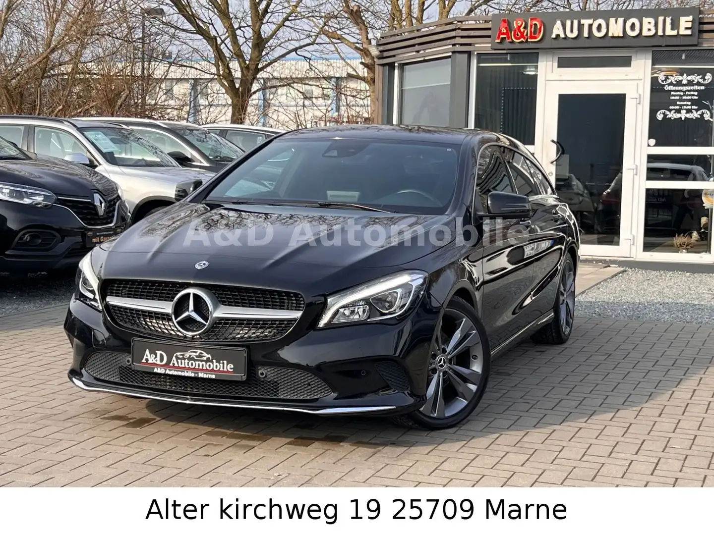 Mercedes-Benz CLA 180 CLA180 Shooting Brake LED NAVI BT SHZ PDC 7G-DCT Schwarz - 1