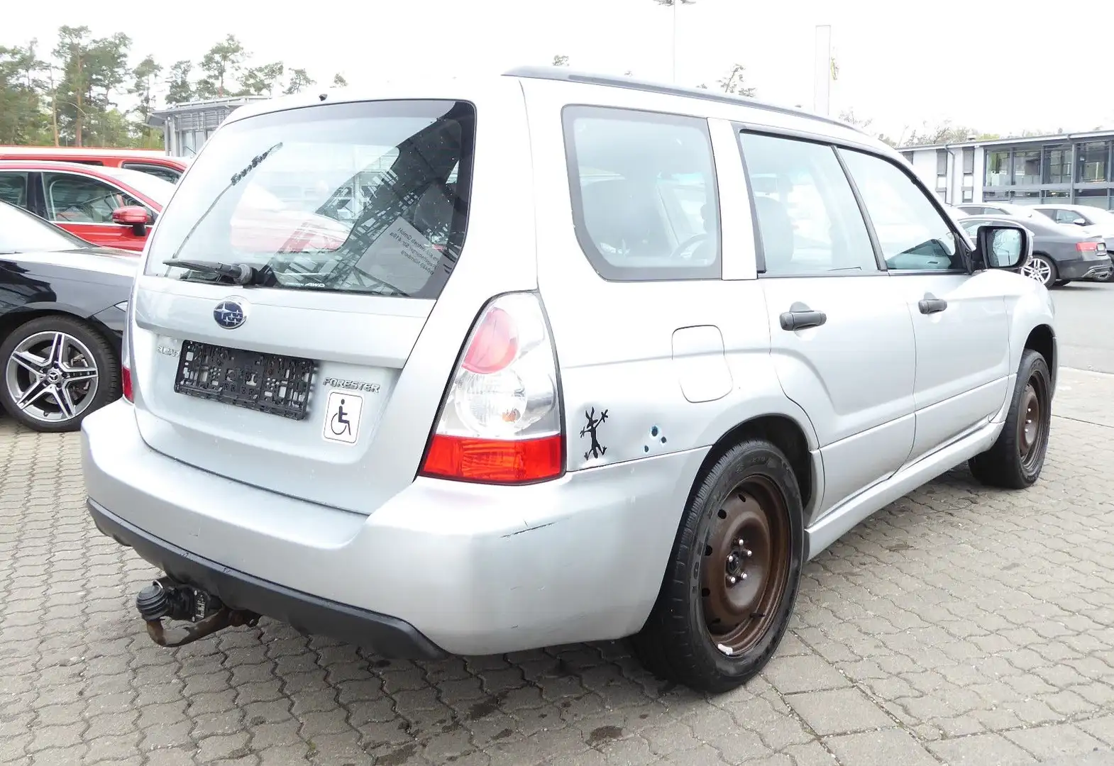 Subaru Forester 2.0 X Active Automatik Klima CD Stříbrná - 2