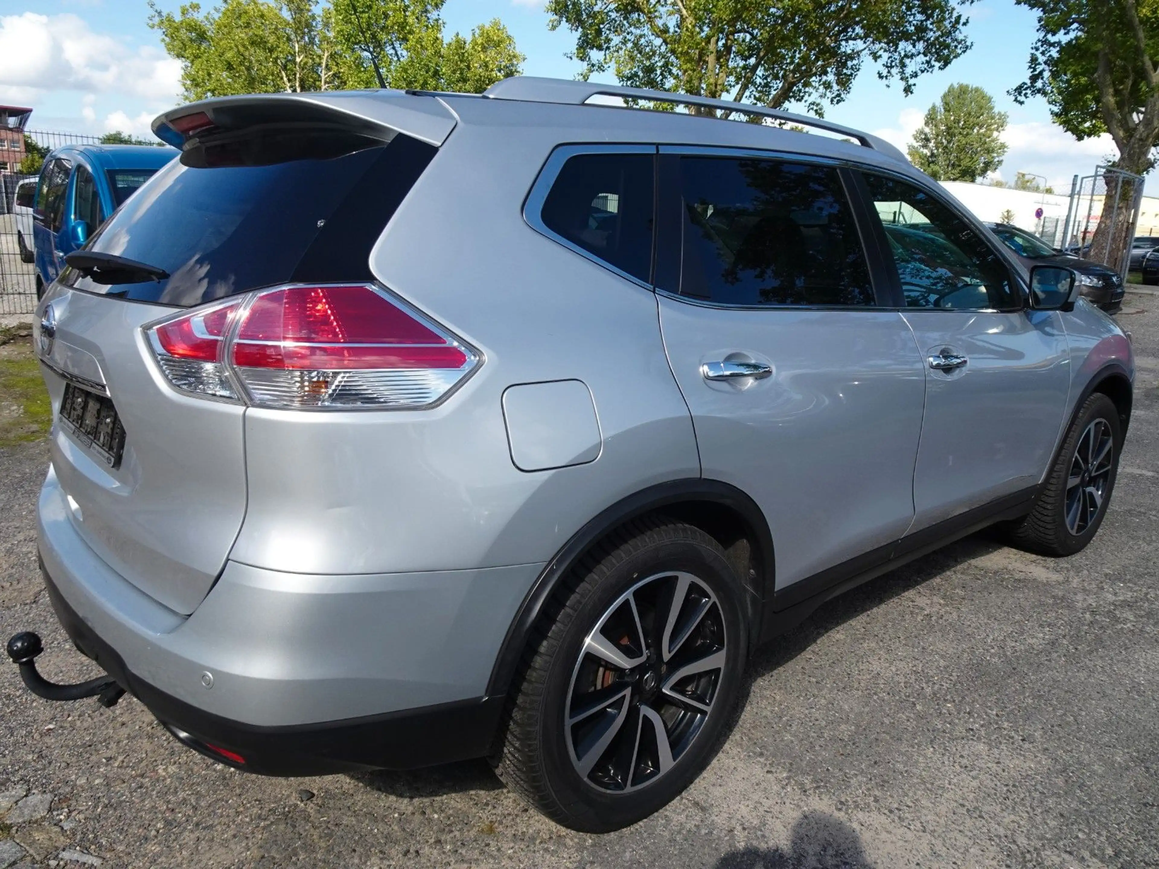 Nissan X-Trail Tekna 1.6 120kW-KLIMATR-NAV-LEDER-CAM360 — photo 4