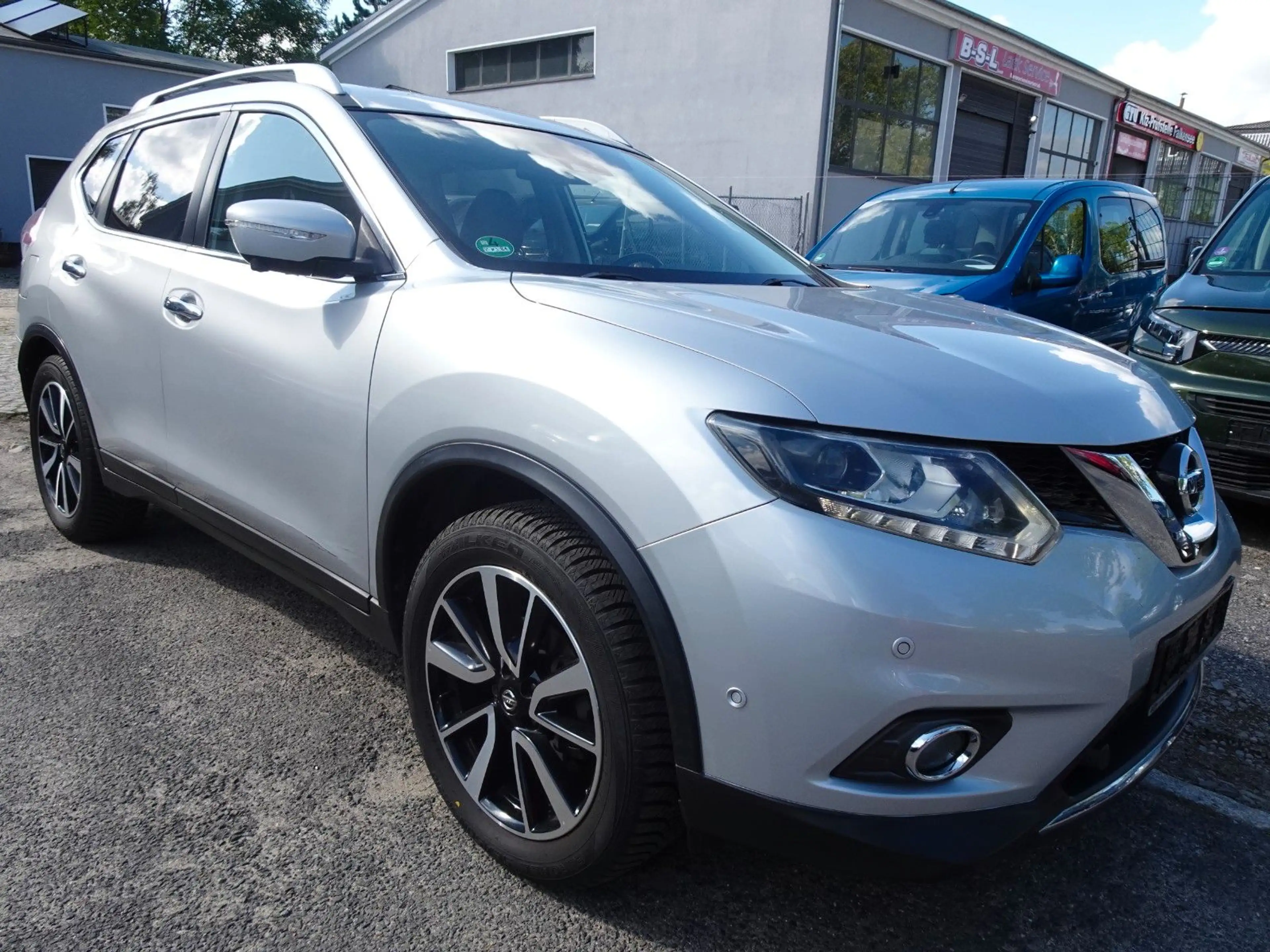 Nissan X-Trail Tekna 1.6 120kW-KLIMATR-NAV-LEDER-CAM360 — photo 3