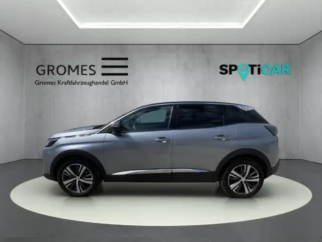 Peugeot 3008 view 6