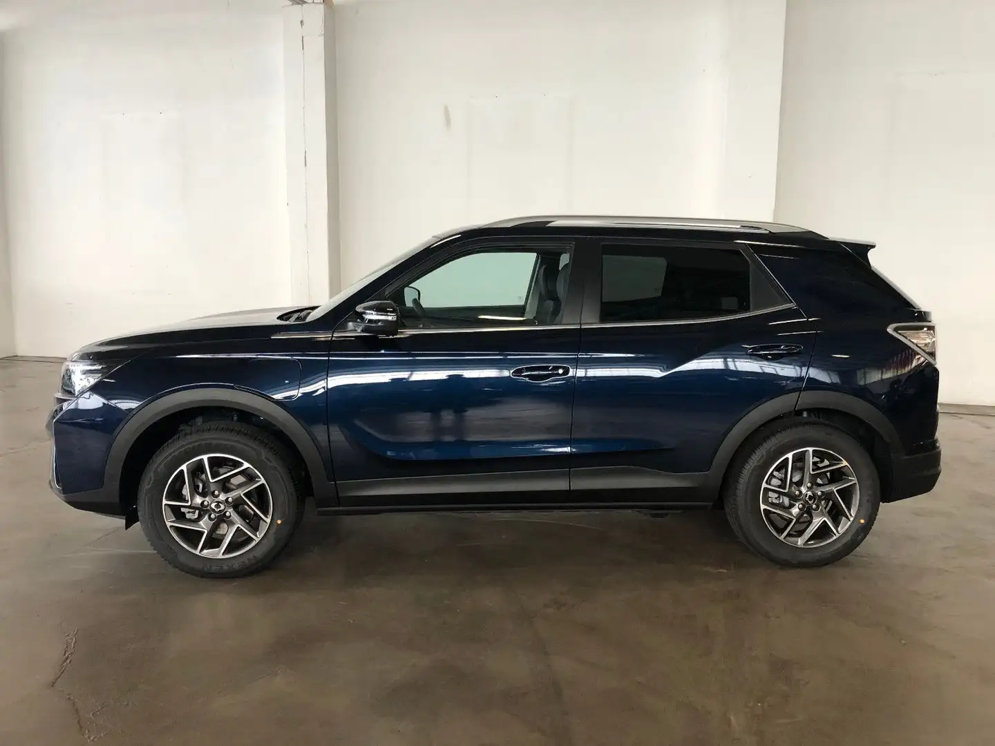 SsangYong Korando E-Motion Titanium 100% elektrisch Blau - 2