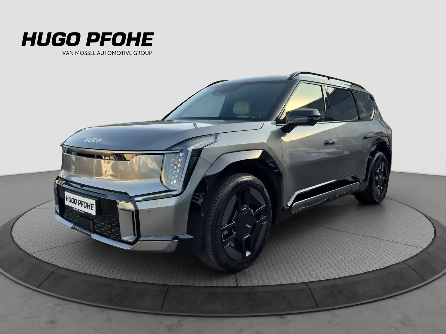 Kia EV9 GT-line Launch Edition AWD LED Pano SD Navi Grau - 1