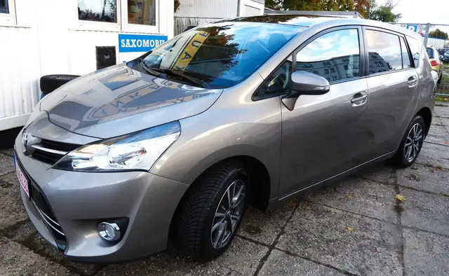 Toyota Verso 1.5 D SkyView Edition,Kamera,BC,Tempom.,Klima,E5