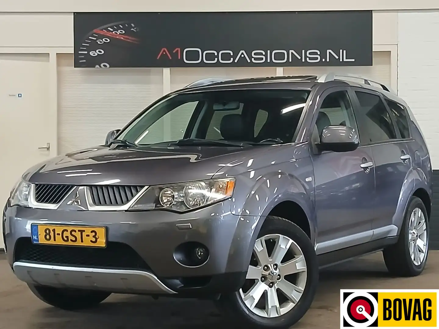 Mitsubishi Outlander 2.4 Instyle 7 PERSONEN + LEDER + KANTELDAK !! Grau - 1