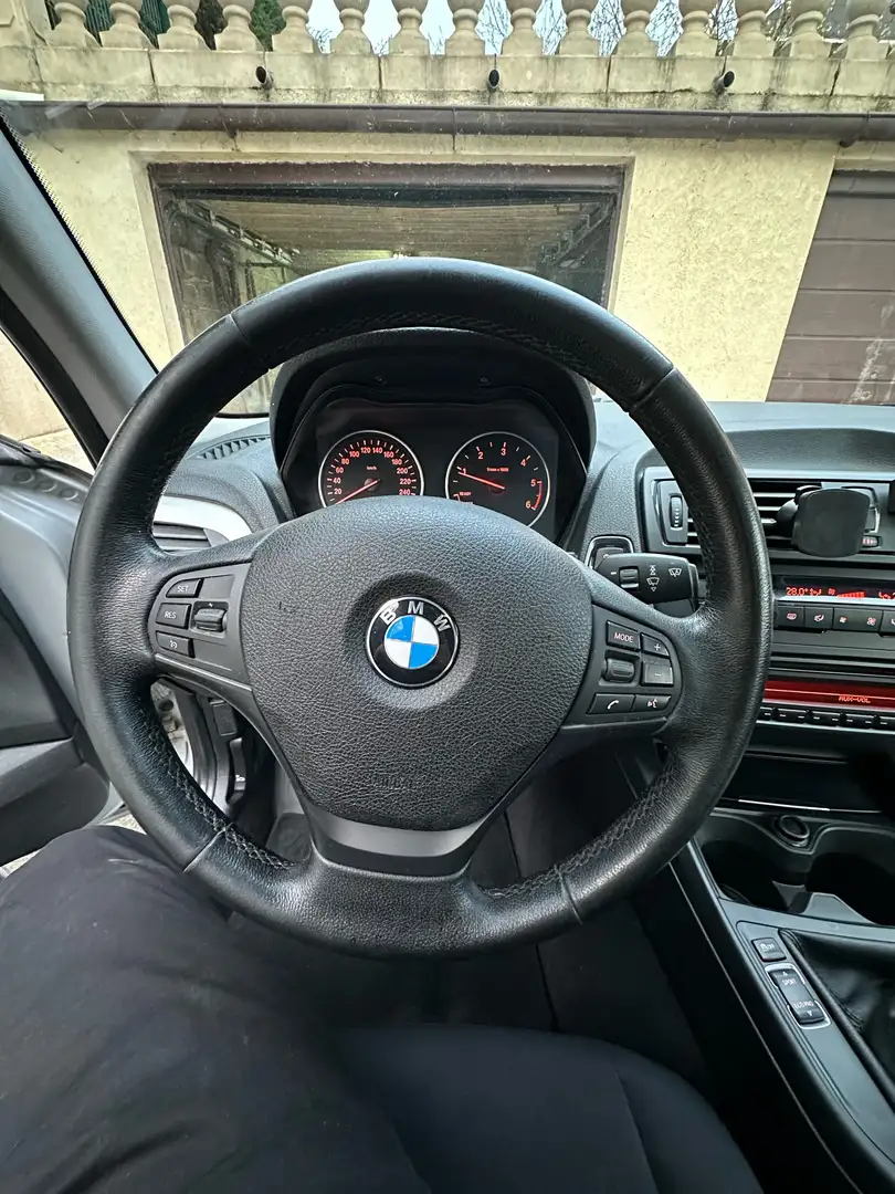 BMW 116 116d Zilver - 1