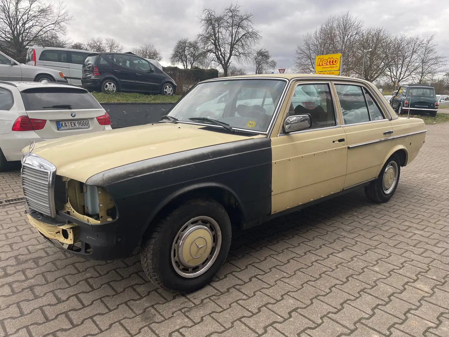 Mercedes-Benz 200 H-Zulasssung 2.Hand Beige - 1