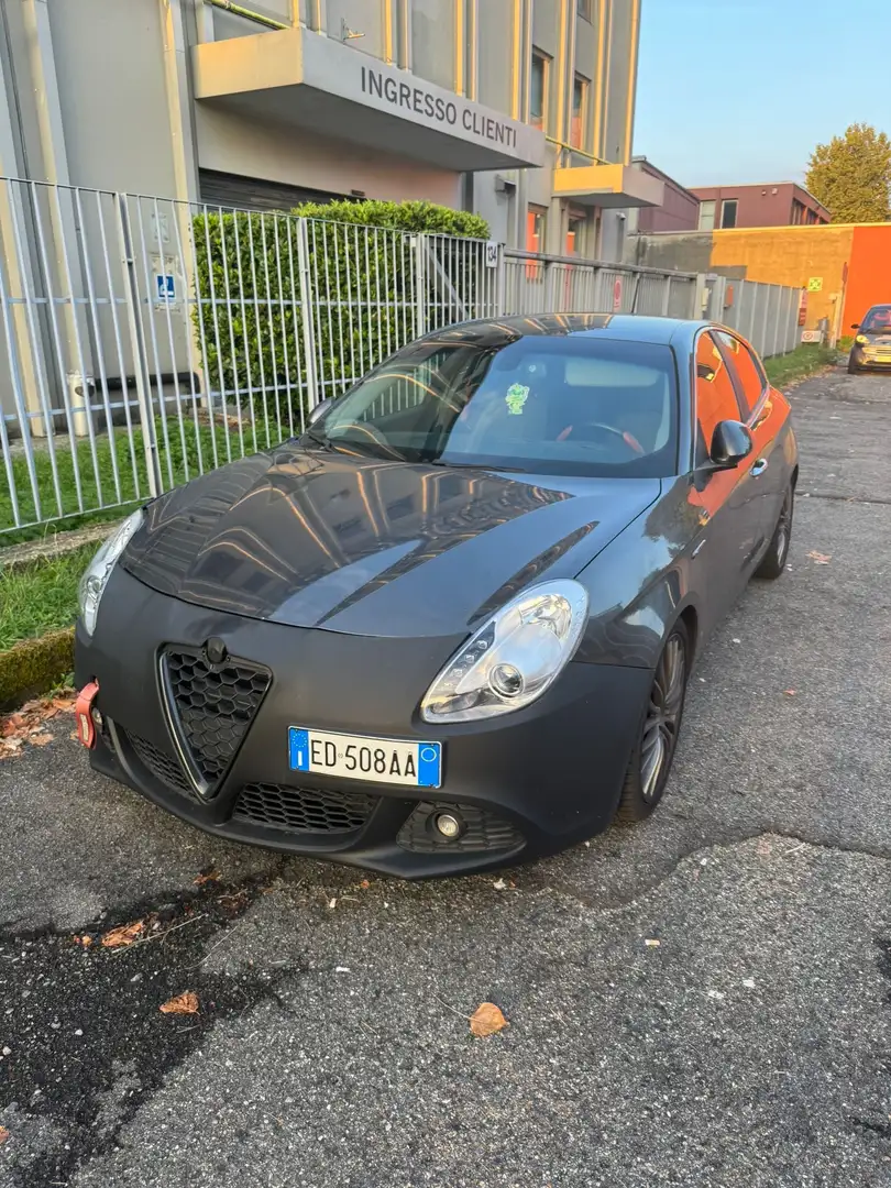Alfa Romeo Giulietta 1.8 L - 2