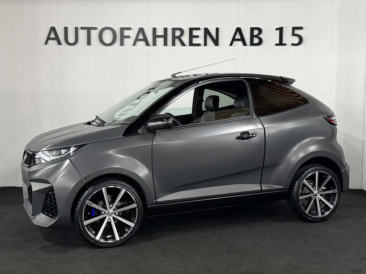 Aixam Coupe GTI Sport, CarPlay, RFK, Pioneer, LED, Kubota Szürke - 1