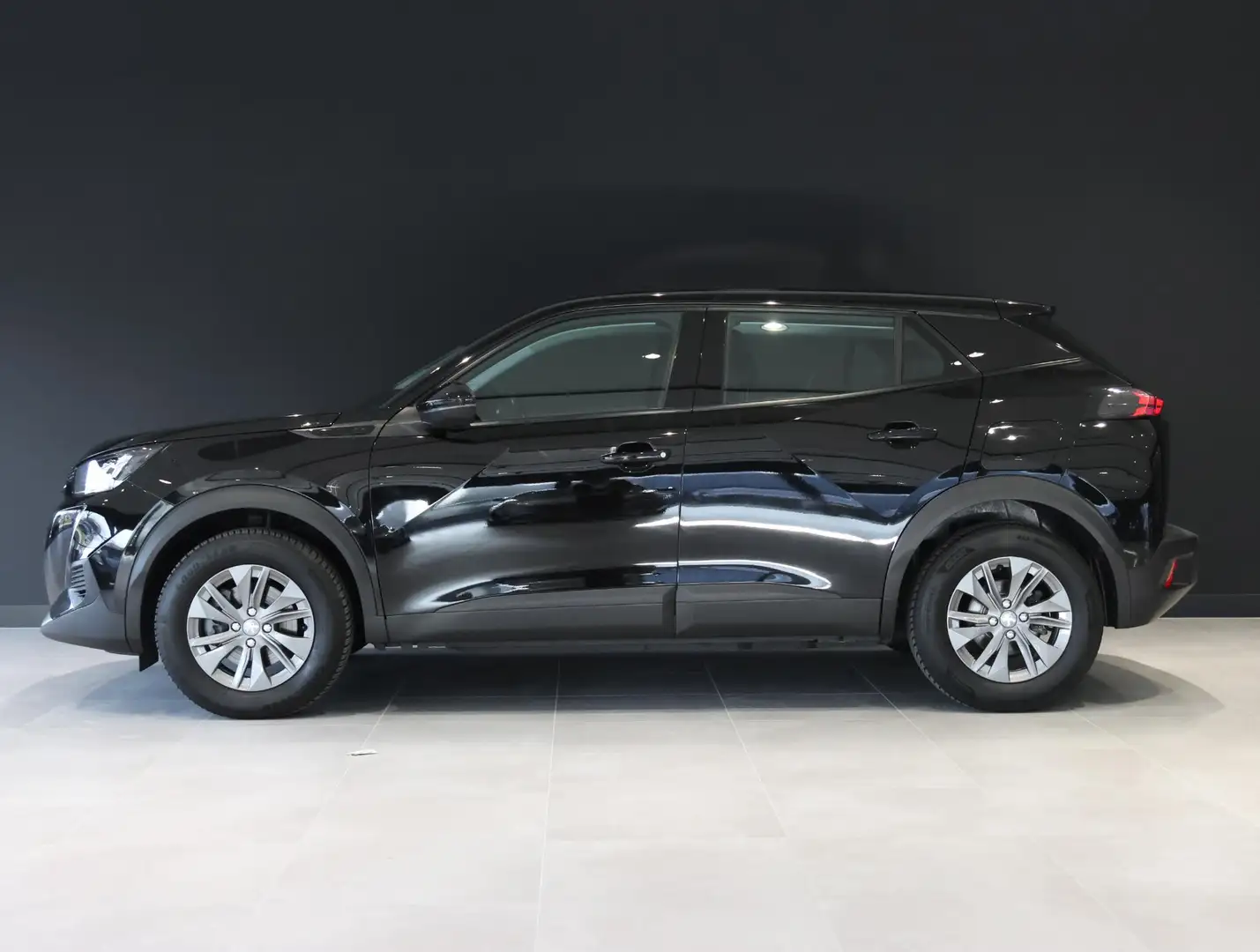 Peugeot e-2008 SUV Active Pack 50 kWh | Achteruitrijcamera | Voor Negro - 2
