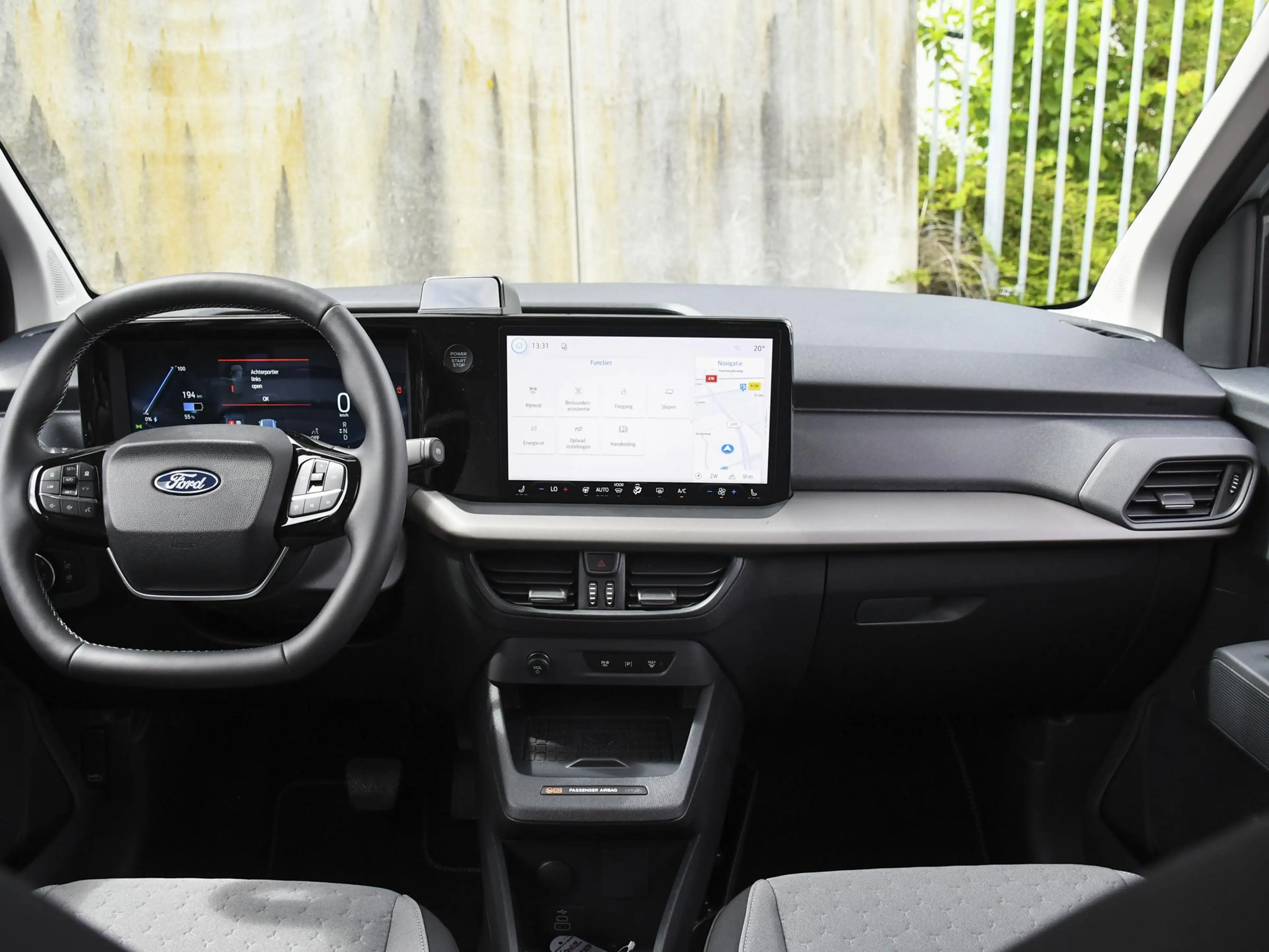 Ford Tourneo Titanium 46kWh 136pk Automaat 5-Pers. | CAMERA | A — photo 14
