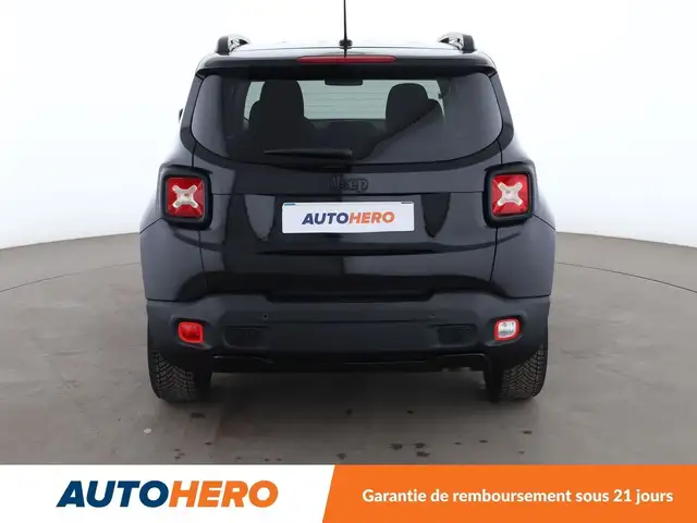 Jeep Renegade view 5
