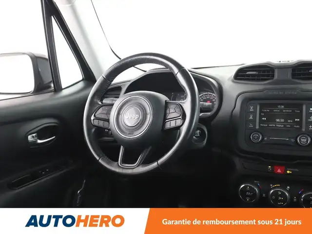 Jeep Renegade view 13