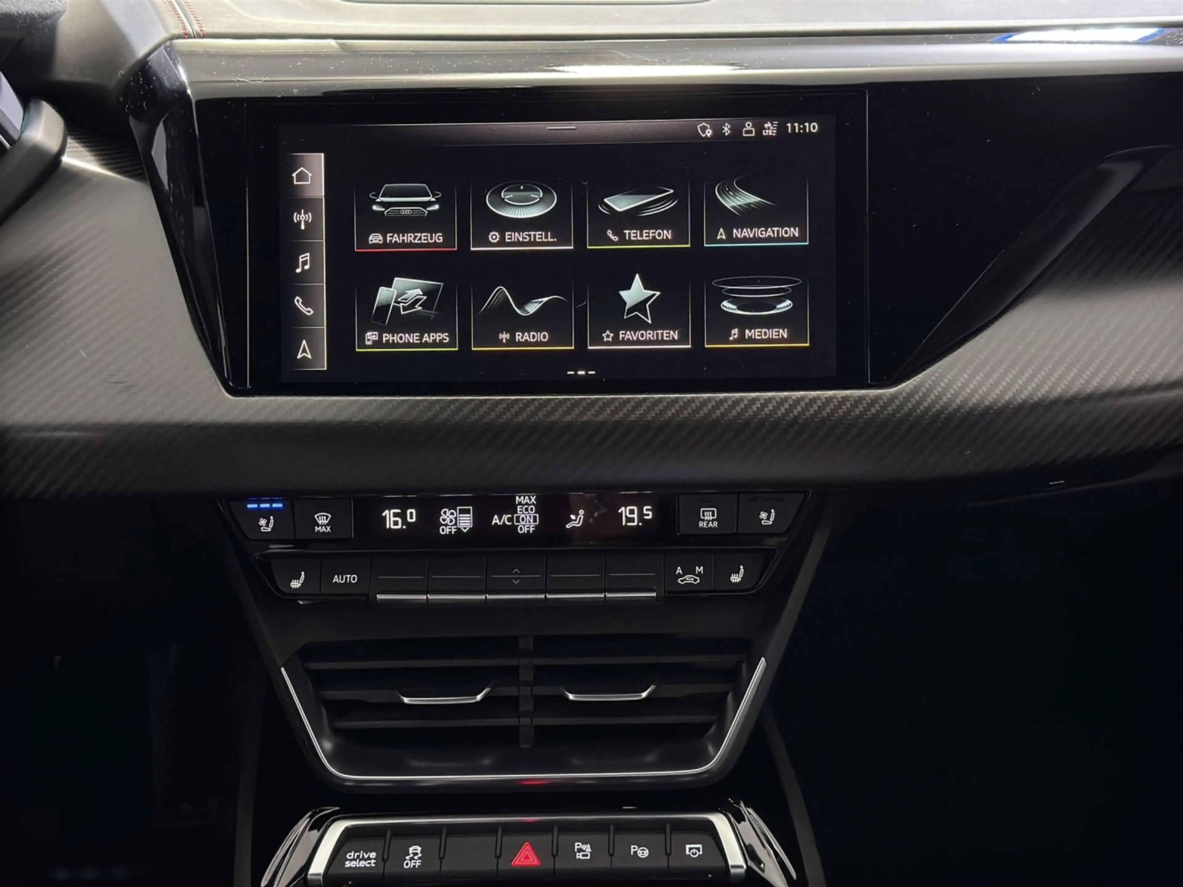 Audi RS e-tron GT — photo 11