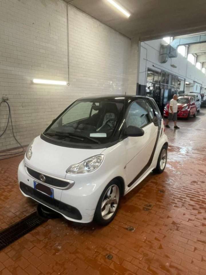 smart forTwo 1000 52 kW MHD coupé pulse