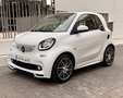 smart forTwo Coupé 80 Brabus Aut. Blanc - thumbnail 1