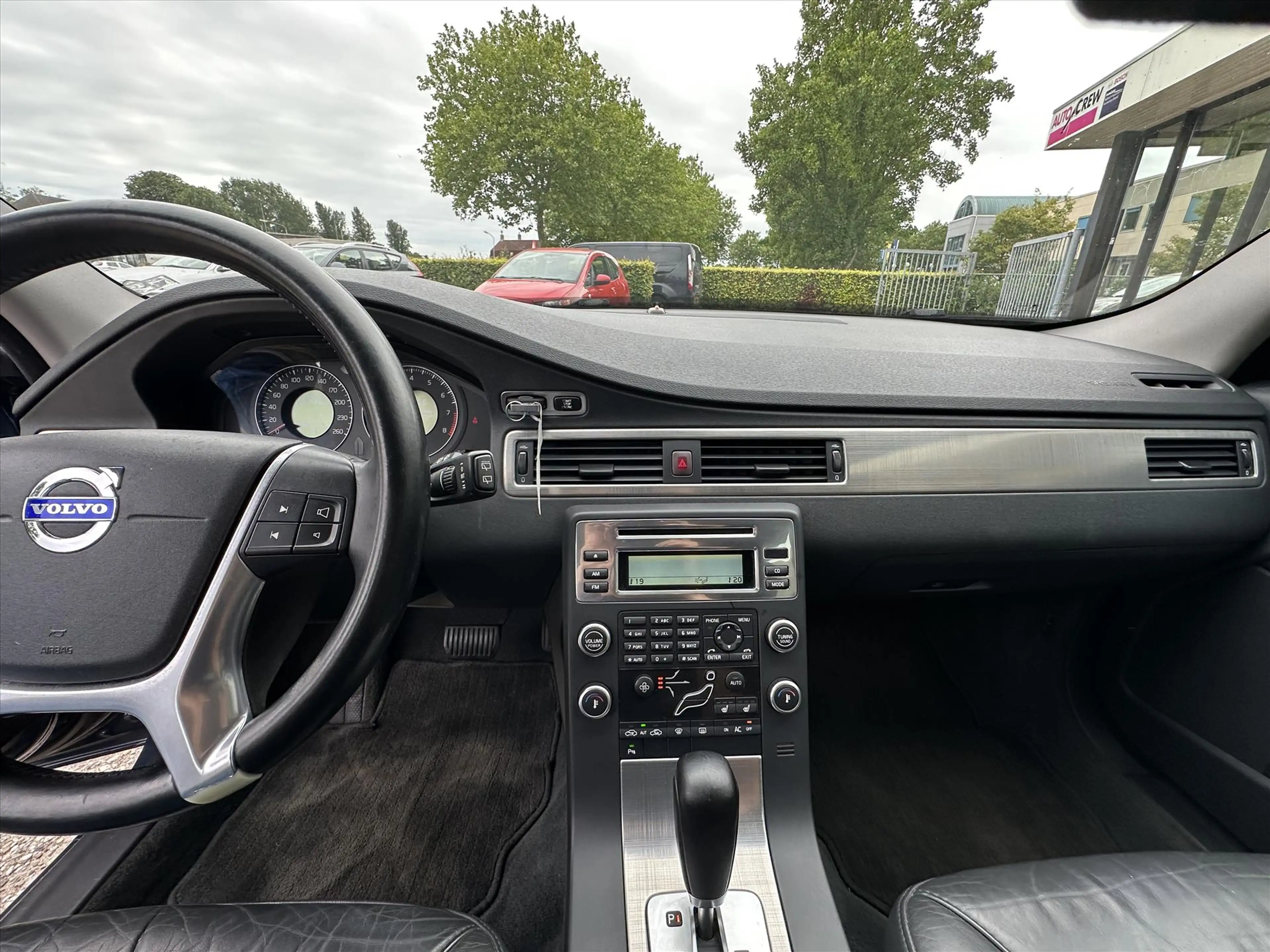 Volvo V70 2.0 107KW FLEXIFUEL Momentum YOUNGTIMER — photo 11