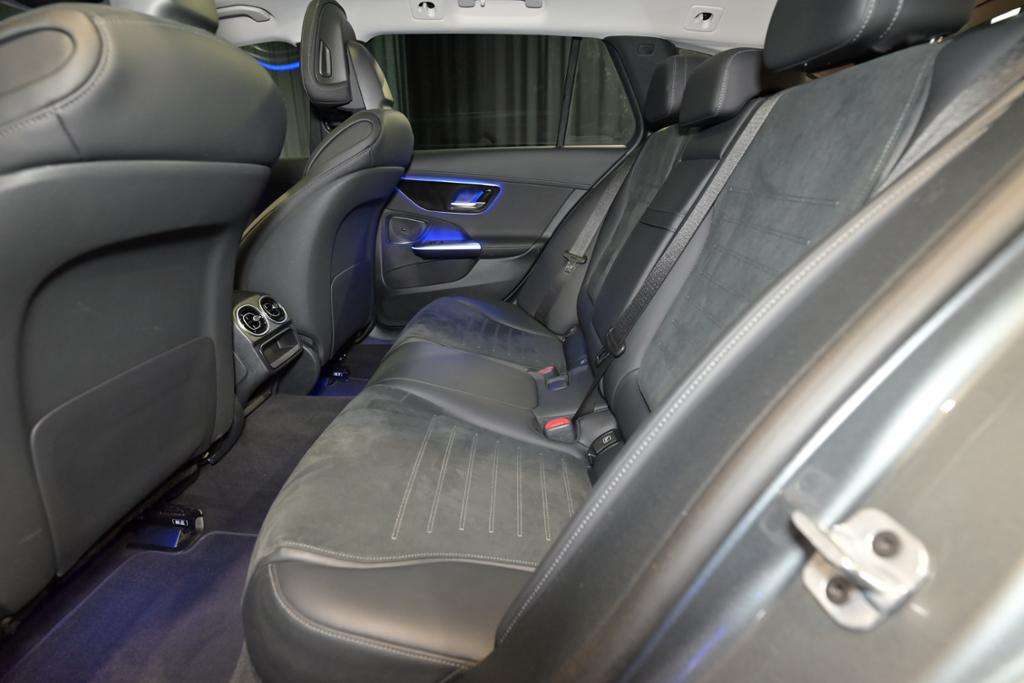 Mercedes-Benz C 180