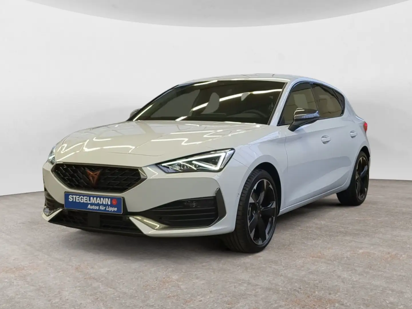 CUPRA Leon 1.5 eTSI DSG *LED*AHK*Beats*Kamera* Weiß - 2