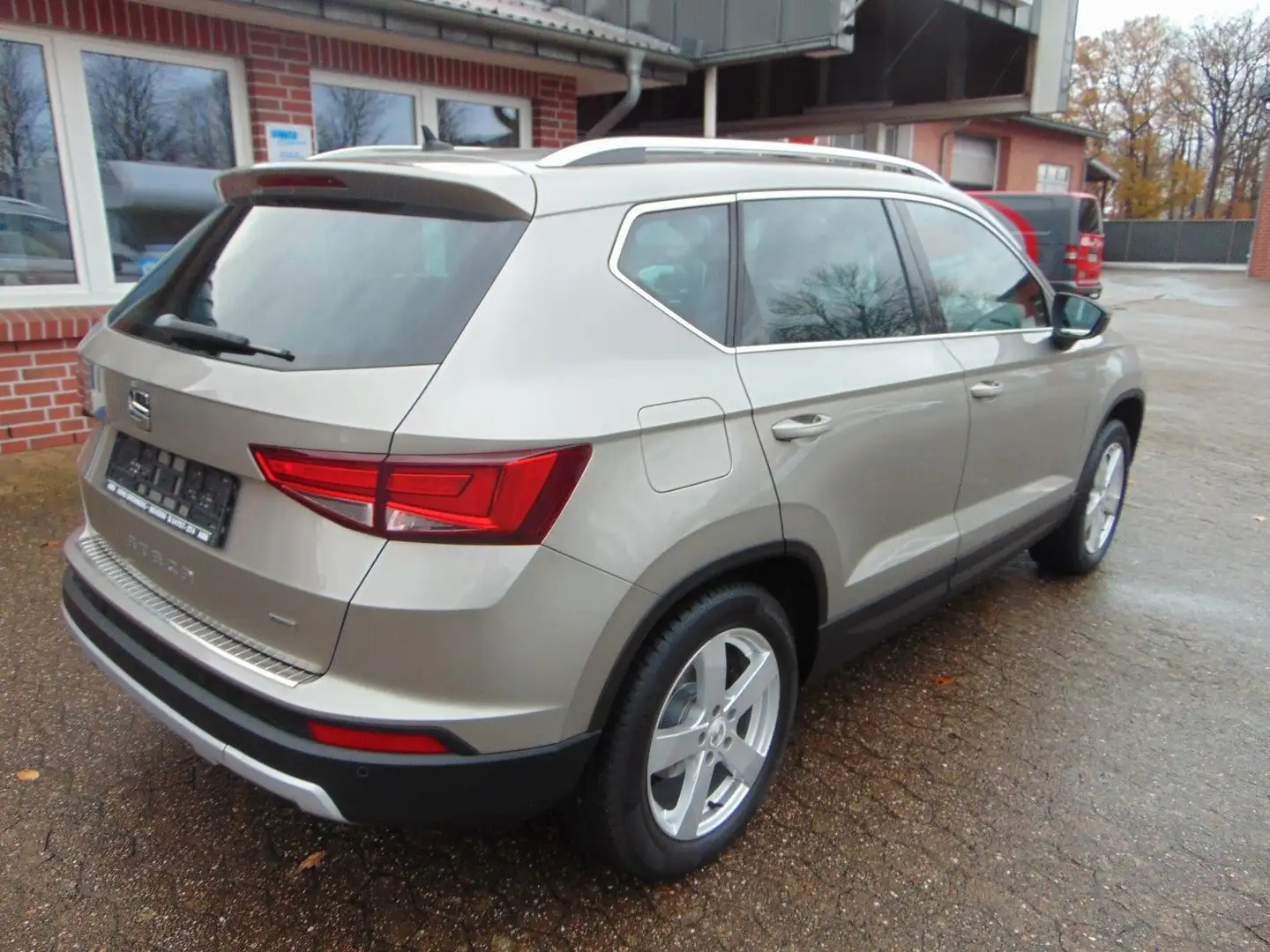 SEAT Ateca Xcellence 4Drive Beige - 2