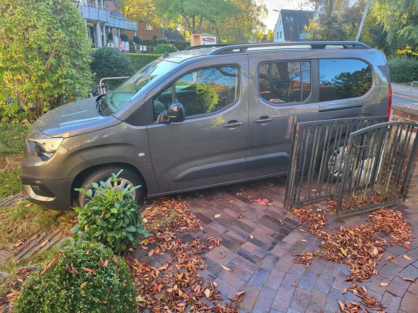 Opel Combo-e Life Combo e-Life XLElegance Gris - 1