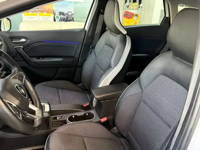 Renault Captur TECHNO MILD HYBRID 140 EDC