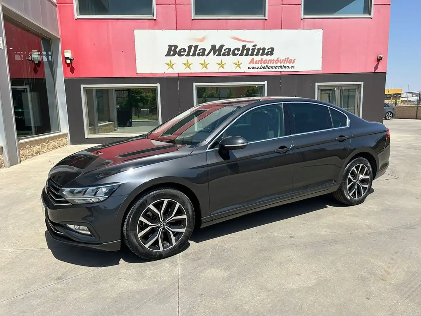 Volkswagen Passat Executive 2.0 TDI 110kW (150CV) DSG Jaune - 2