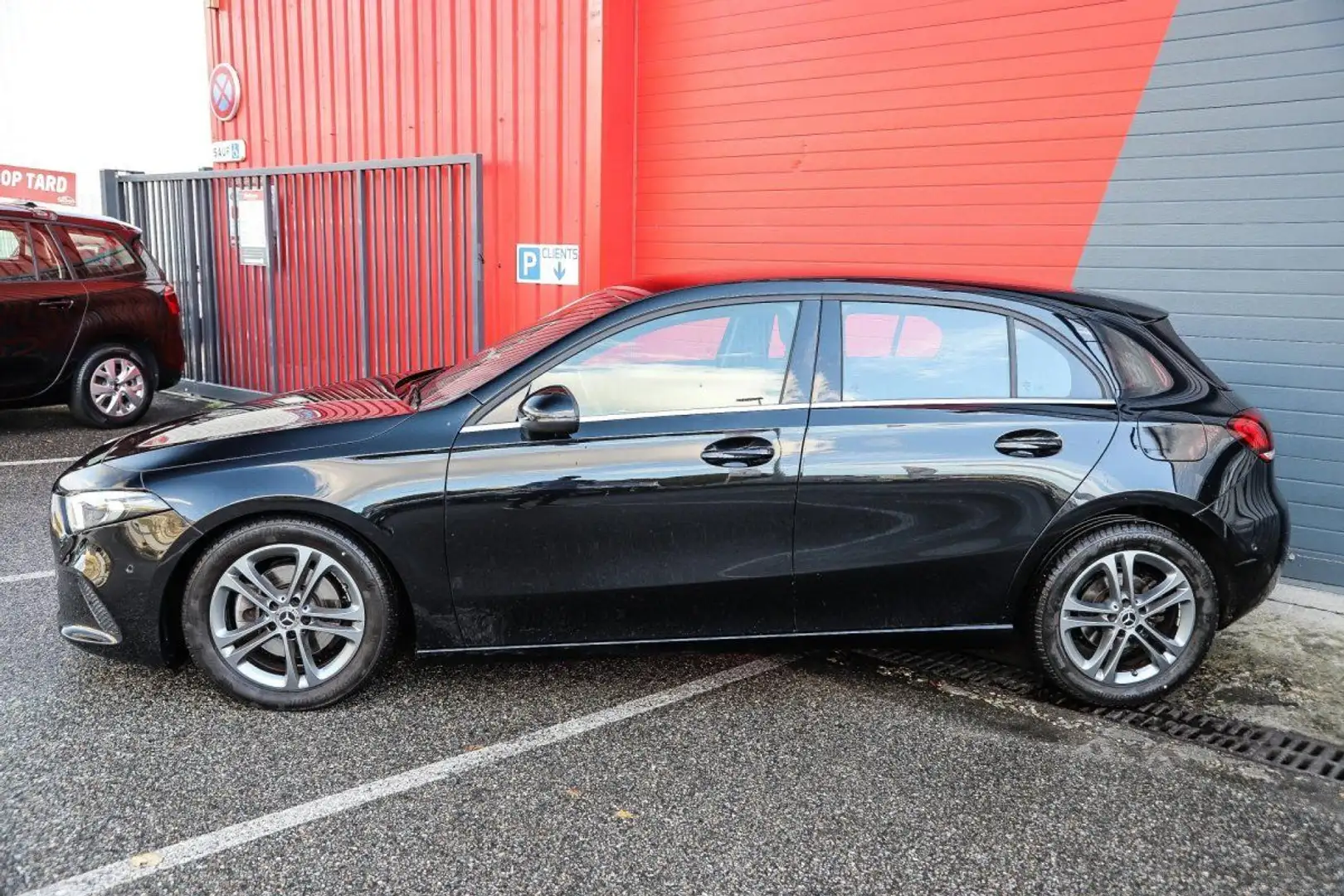 Mercedes-Benz A 200 200 7G-DCT Business Line CUIR %2B PACK LUMINOSITE Noir - 2