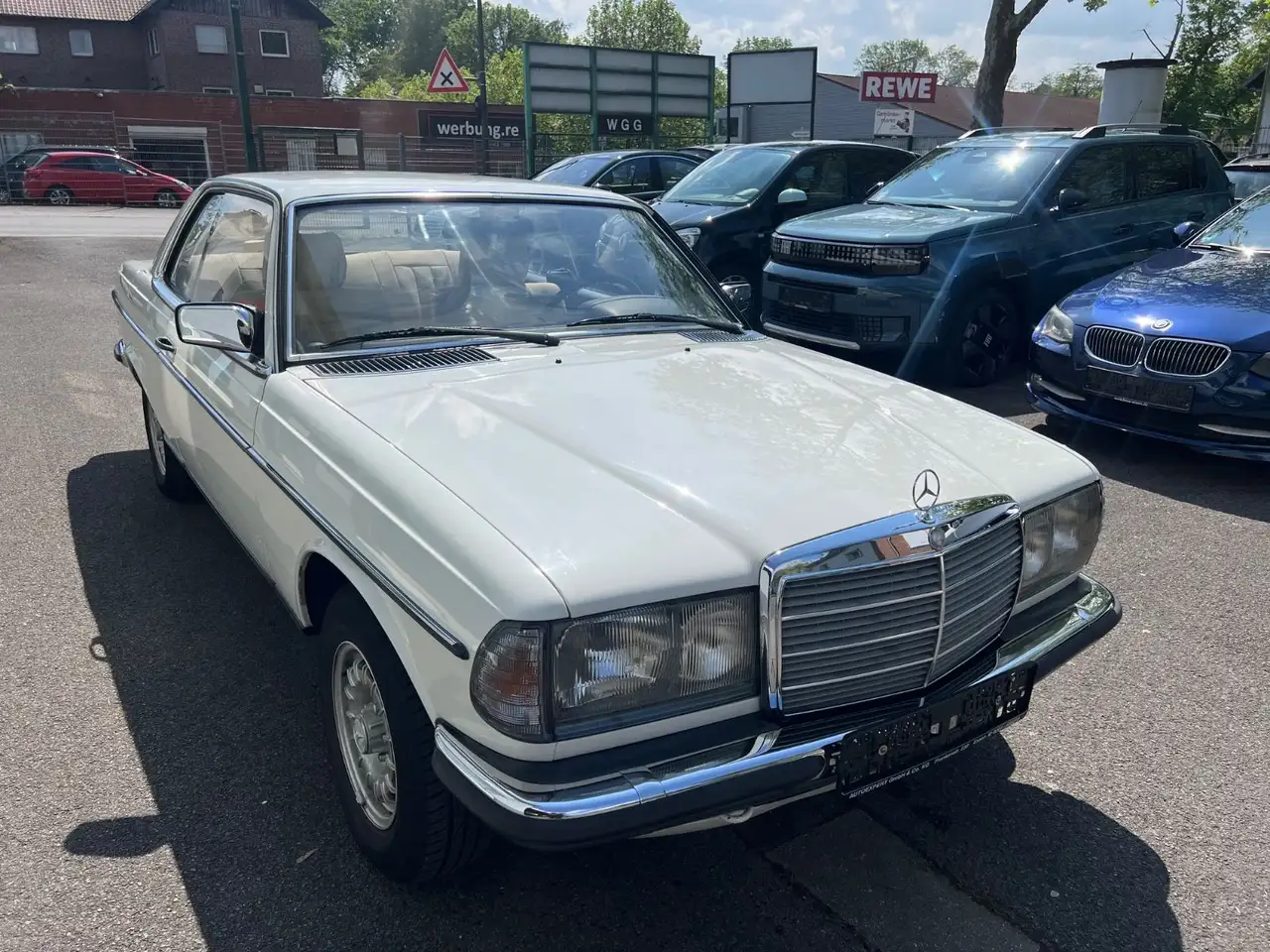 Mercedes-Benz 230 230 1979