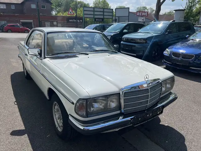 Mercedes-Benz 230 CE 230 W123"Automatik"Schiebedach"Top Zustand"
