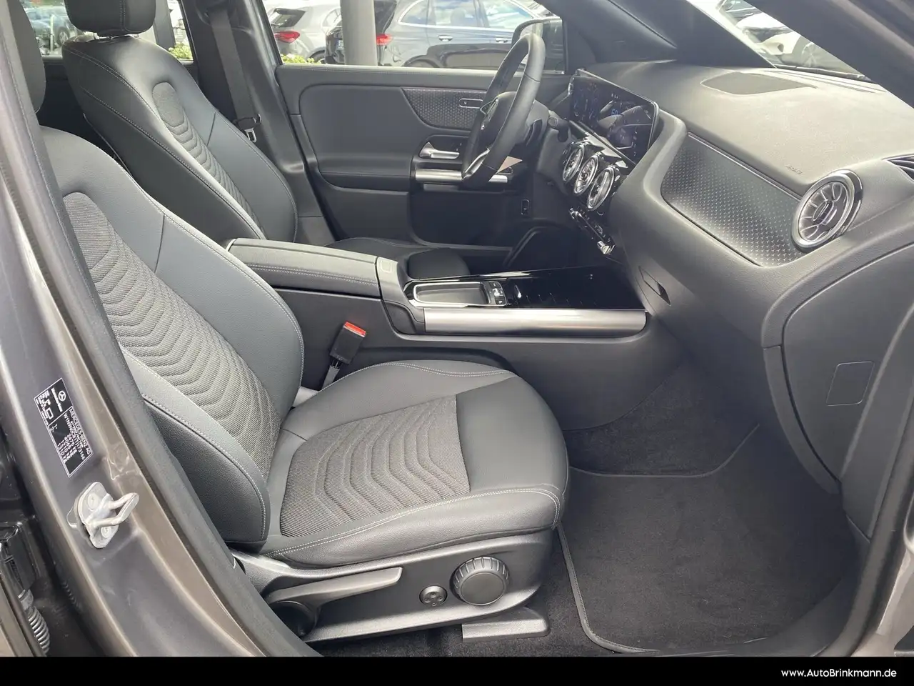 Mercedes-Benz EQA 250+ PROGRESSIVE/ADVANCED/AHK/LED/KAMERA SHZ, миниатюра 21