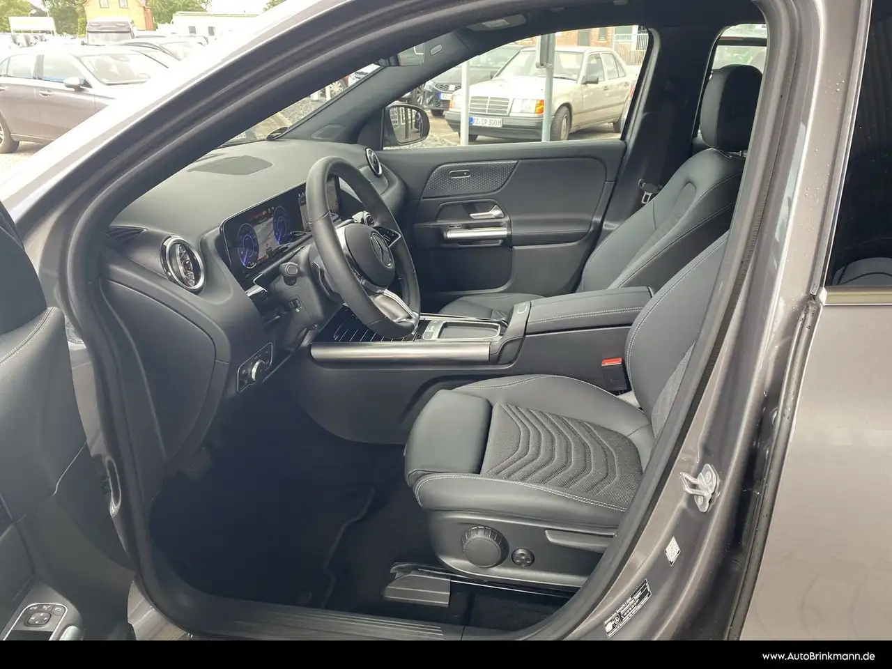 Mercedes-Benz EQA 250+ PROGRESSIVE/ADVANCED/AHK/LED/KAMERA SHZ, миниатюра 10