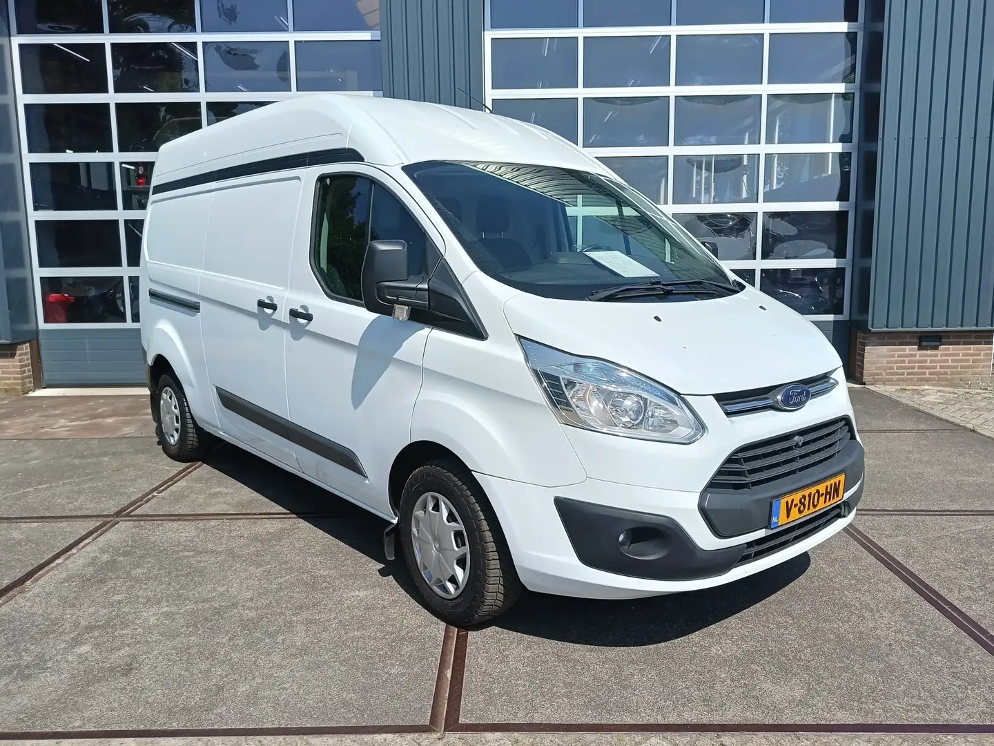 Ford Transit Custom 290 2.2 TDCI L2H2 Trend | Airco | Trekhaak | Verho - 2