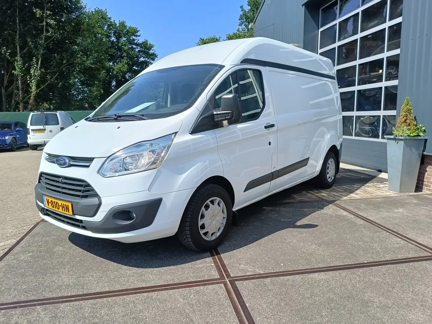 Ford Transit Custom 290 2.2 TDCI L2H2 Trend | Airco | Trekhaak | Verho - 1
