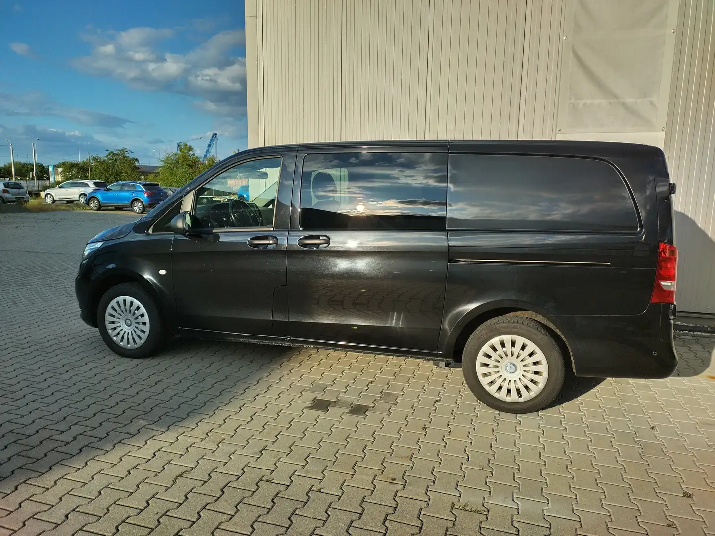 Mercedes-Benz Vito Mixto 119 CDI 4x4 lang, AHK, LED, NAVI, GRA, SH Negro - 2