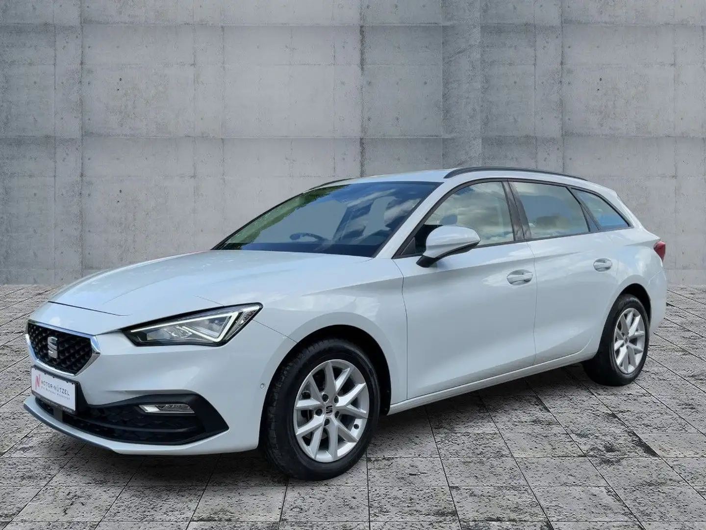 SEAT Leon ST 1.5eTSI DSG STYLE LED+DAB+BT+GRA+PDC+NSW Blanc - 2