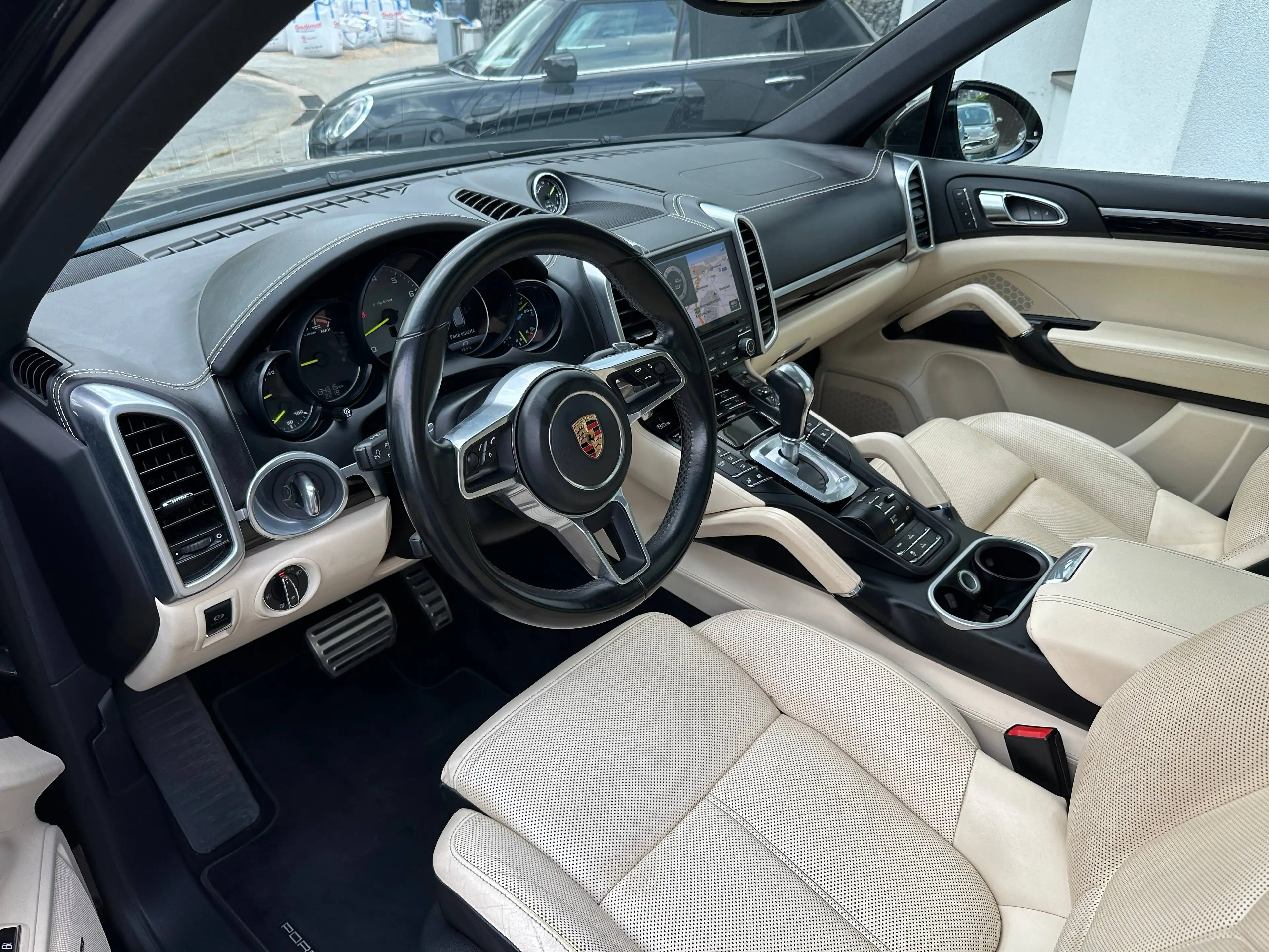 Porsche Cayenne Cayenne 3.0i V6 Hybrid Tiptronic S Garantie — photo 12