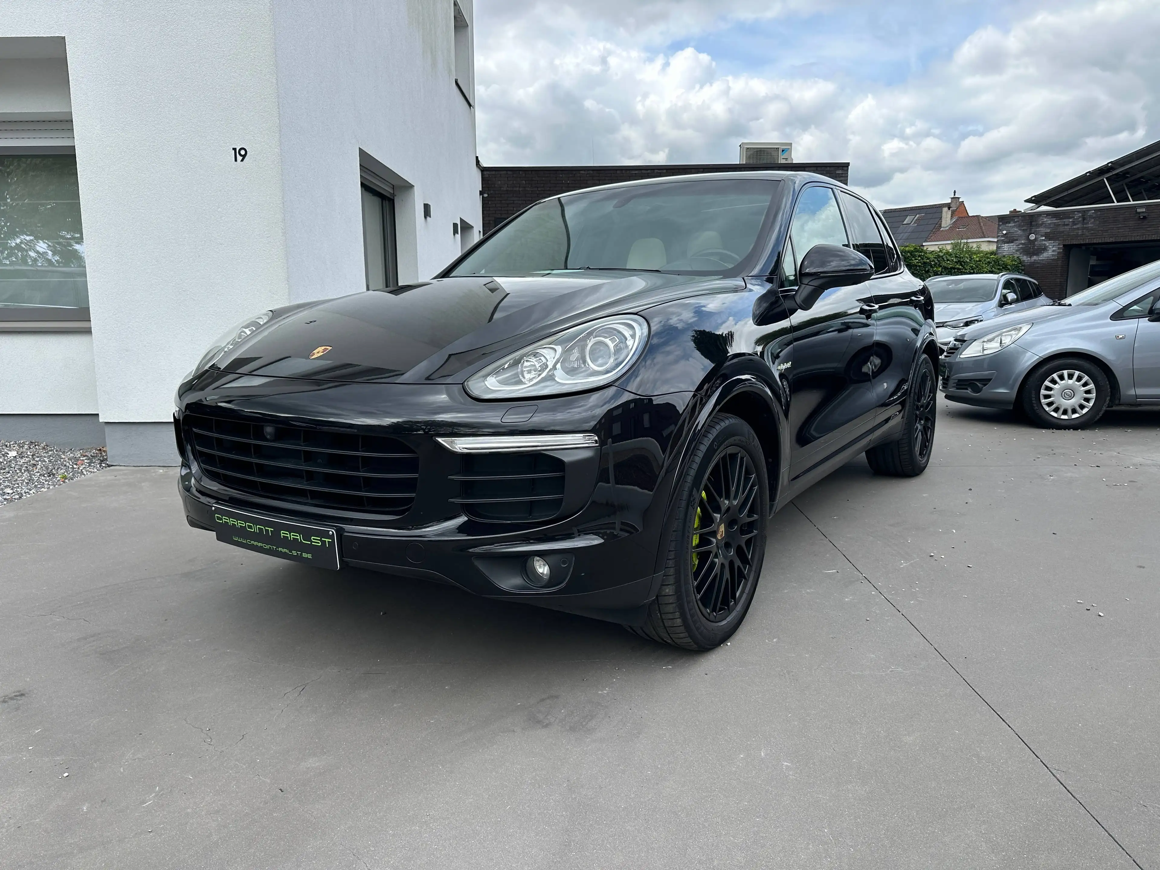 Porsche Cayenne Cayenne 3.0i V6 Hybrid Tiptronic S Garantie
