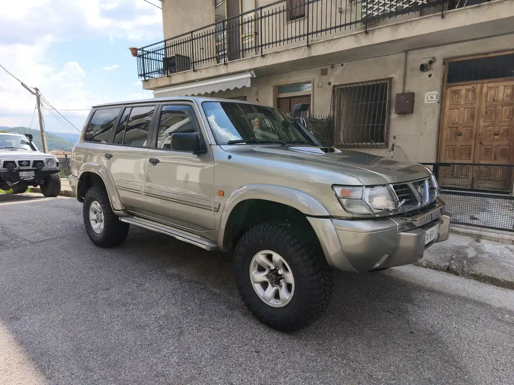 Nissan Patrol 2002 из Европы — купить под ключ