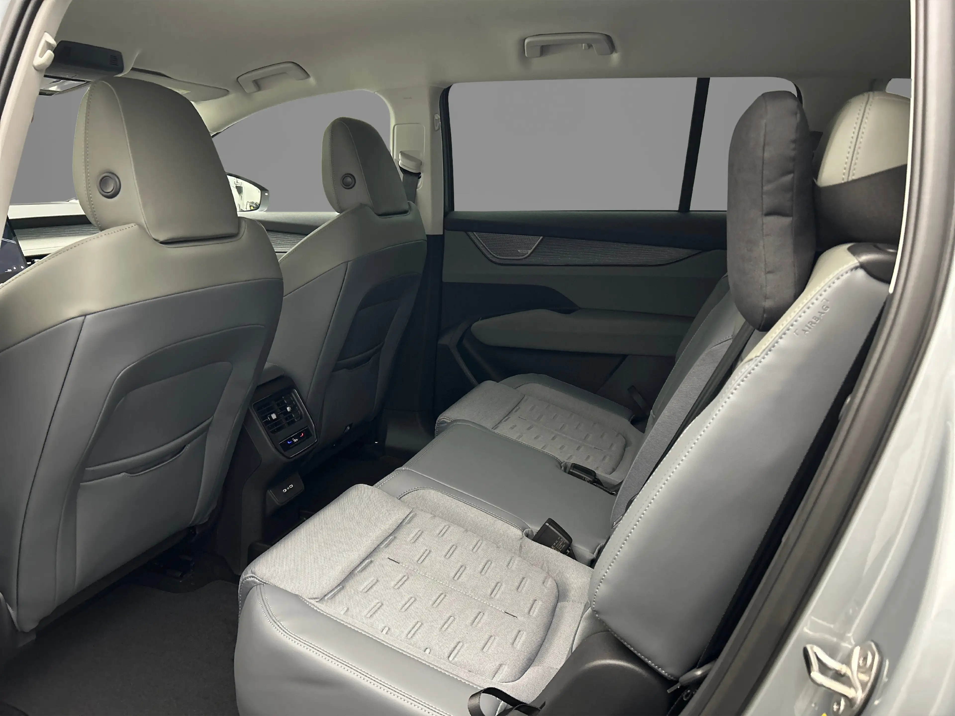 Skoda Peaq Elektromotor 91 kWh 286pk Business Edition — photo 11