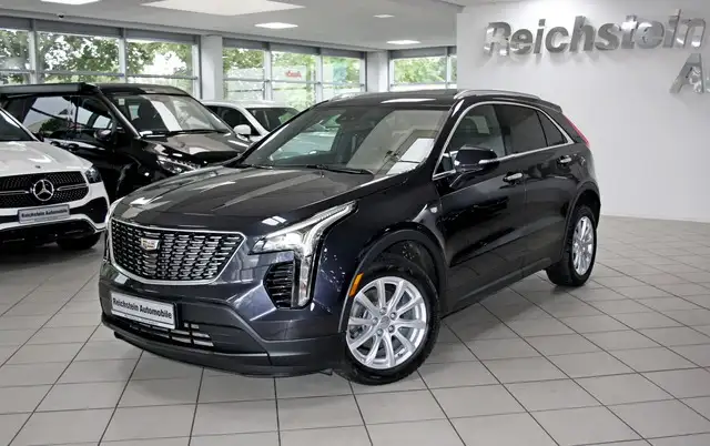 Cadillac XT4 350T AWD LUXURY PANO KAMERA TOTW SPUR BOSE
